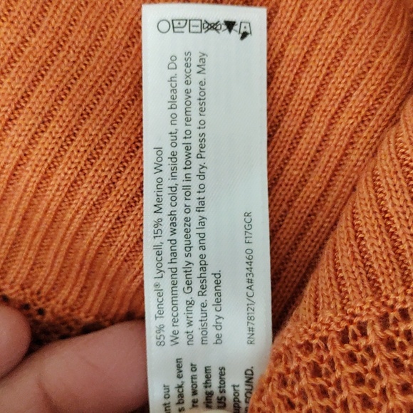 01W02 Eileen Fisher rust wool blend open weave v-neck sweater M - Picture 9 of 9